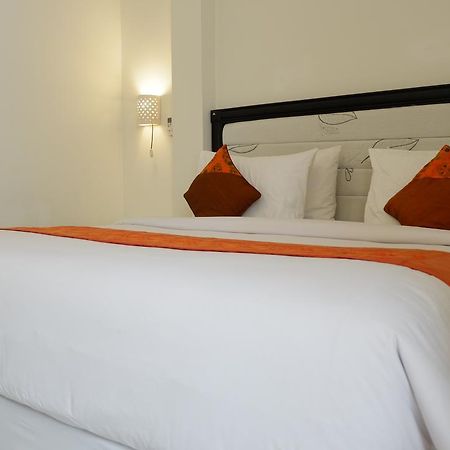 Kubu Anyar Hotel Kuta Lombok Exteriör bild