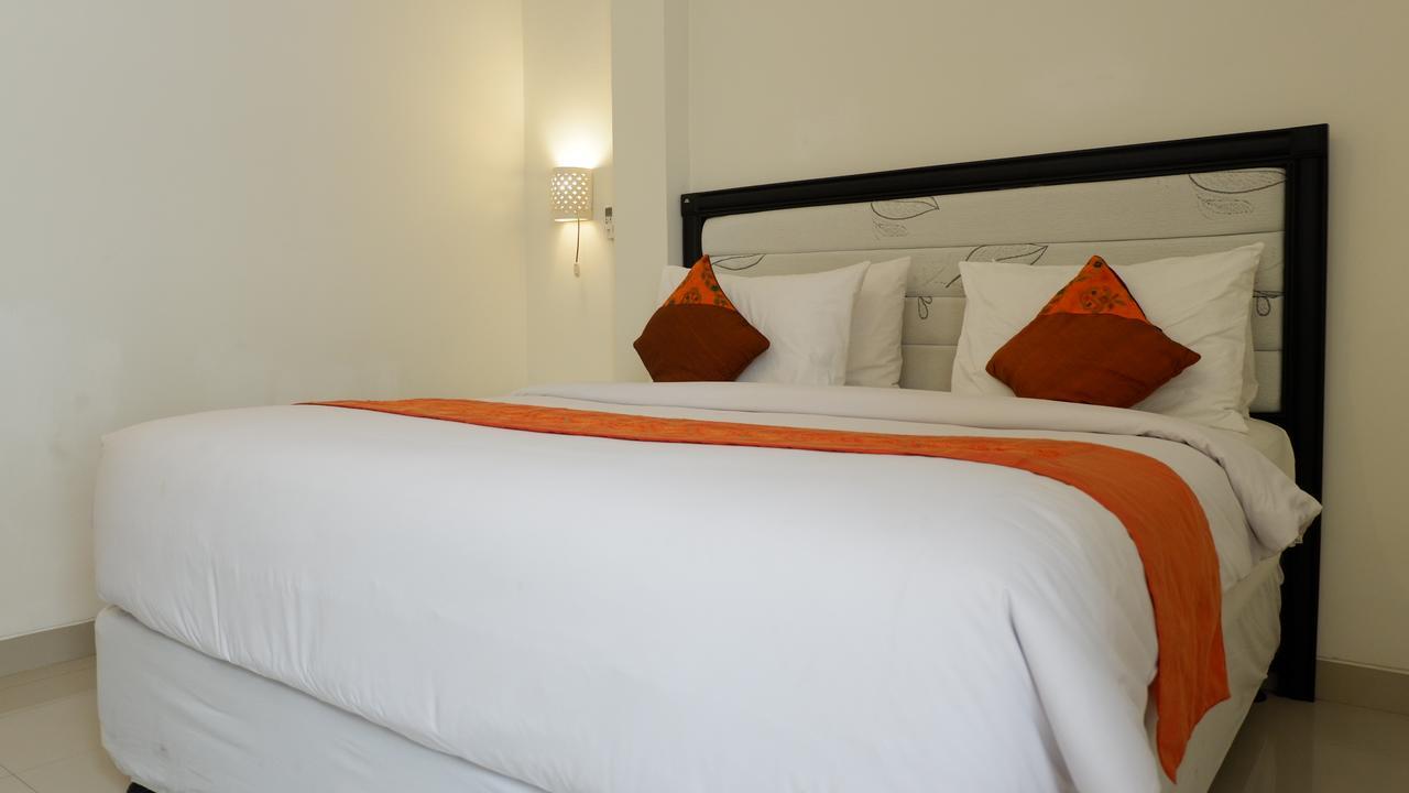 Kubu Anyar Hotel Kuta Lombok Exteriör bild