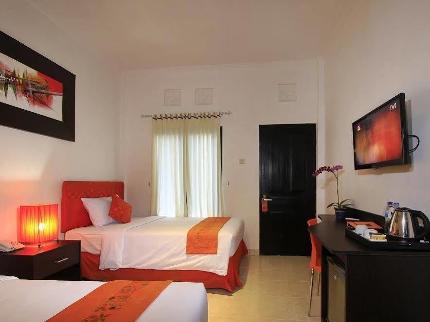 Kubu Anyar Hotel Kuta Lombok Exteriör bild