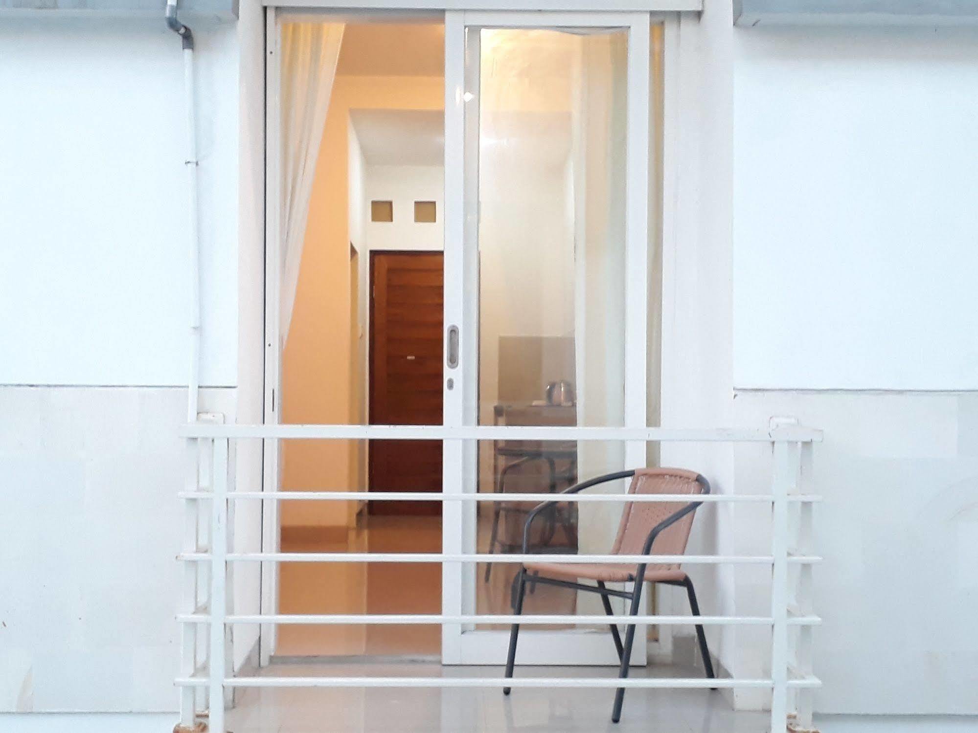 Kubu Anyar Hotel Kuta Lombok Exteriör bild